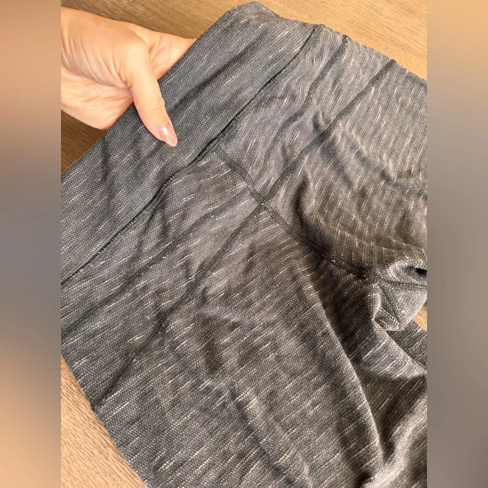 Lululemon Groove Leggings Skinny Leg Fit Heathered Grey 6